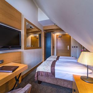 Economy Zimmer